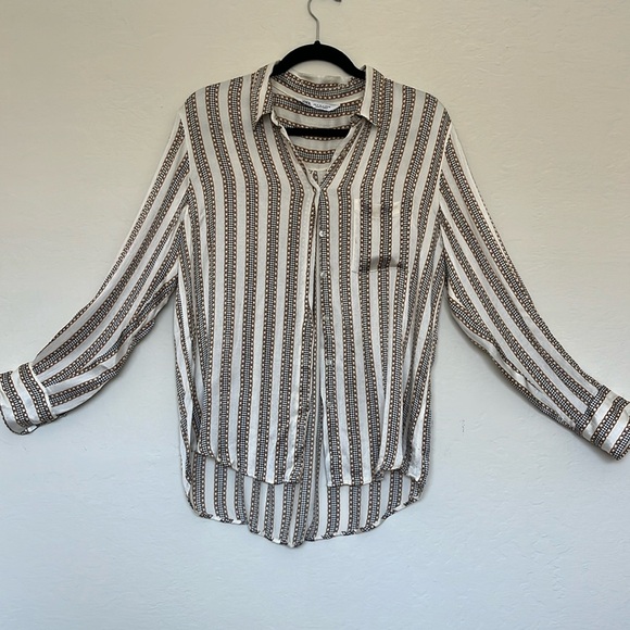 Button down dress shirt - Picture 1 of 4